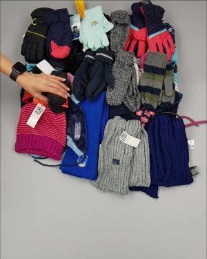 Фотография  131 - Шапки, шарфы, перчатки детские СТОК#3 кг, ЛОТ №2452 оптом в Калуге и Калужской области