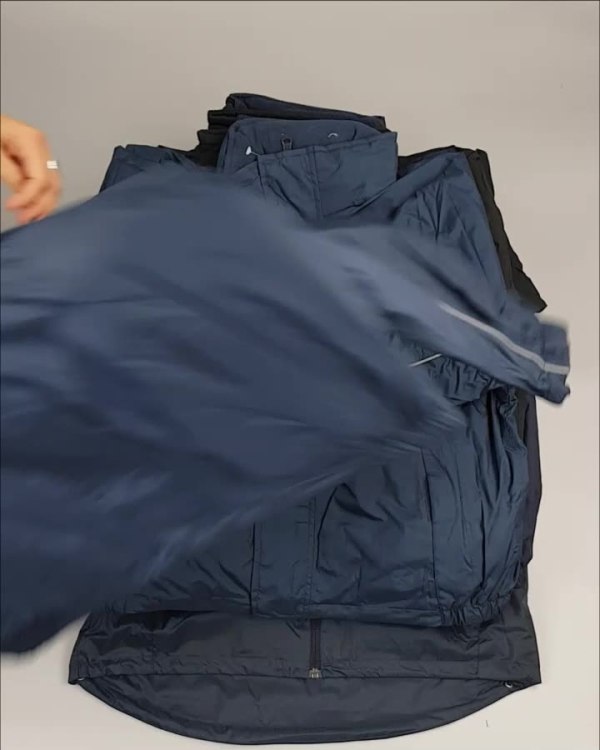 Фотография  696 - Куртки СПОРТ СТОК дети#10 кг , Лот№ 2641 оптом в Калуге и Калужской области