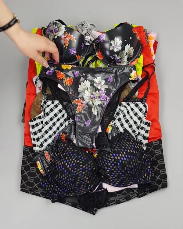 Фотография  323 - Нижнее белье Savage#50 шт, ЛОТ №4042 оптом в Калуге и Калужской области