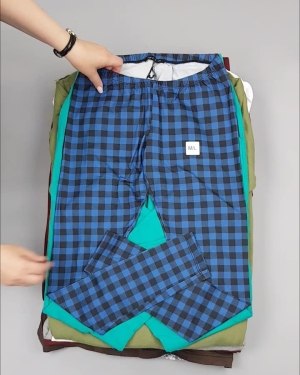 Фотография  631 - CIRCUS mix #11,8 кг, ЛОТ №4284 оптом в Калуге и Калужской области