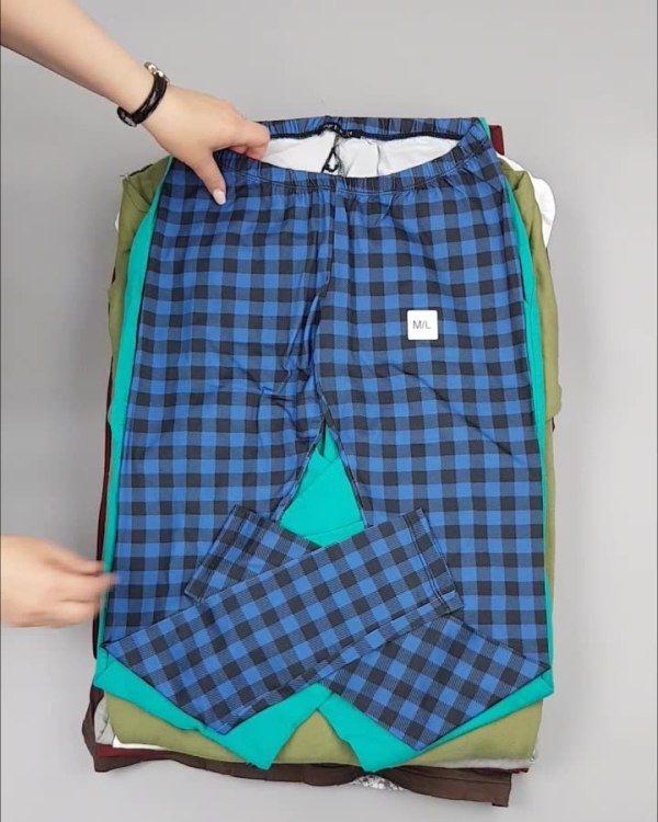 Фотография  995 - CIRCUS mix #11,8 кг, ЛОТ №4284 оптом в Калуге и Калужской области