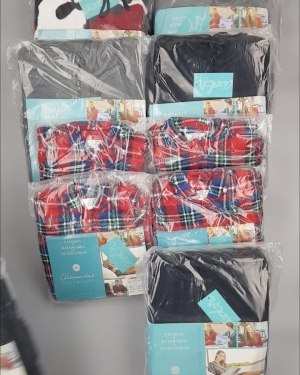 Фотография  700 - Халаты, комбинезоны (семейный) СТОК CAN#10 кг, ЛОТ №4452 оптом в Калуге и Калужской области