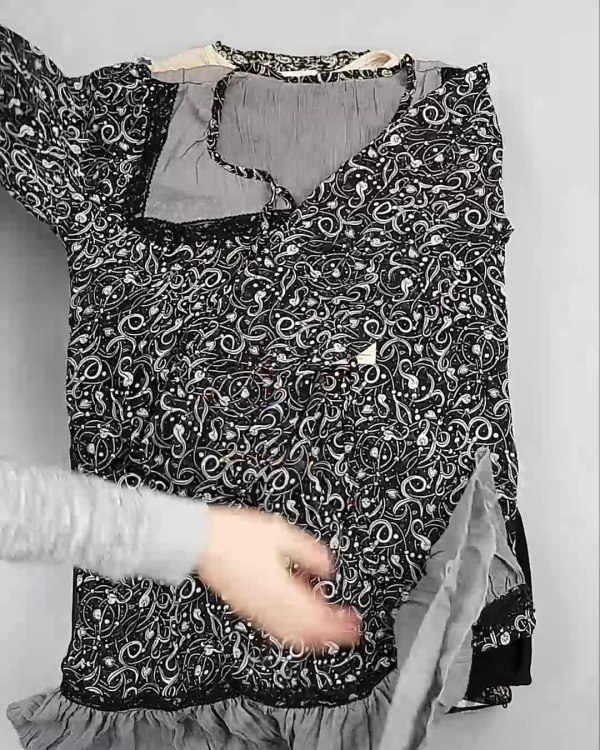 Фотография  876 - Платья Корея#20 шт, ЛОТ №5613 оптом в Калуге и Калужской области