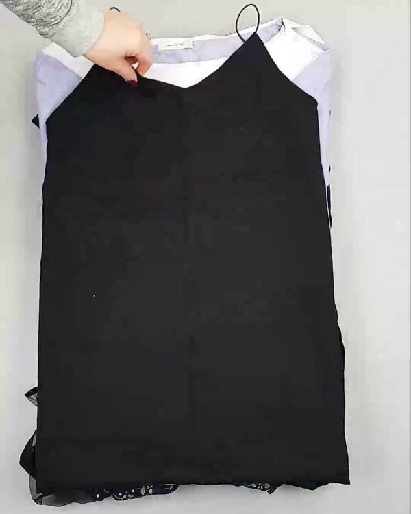 Фотография  699 - Платья Корея#20 шт, ЛОТ №5615 оптом в Калуге и Калужской области