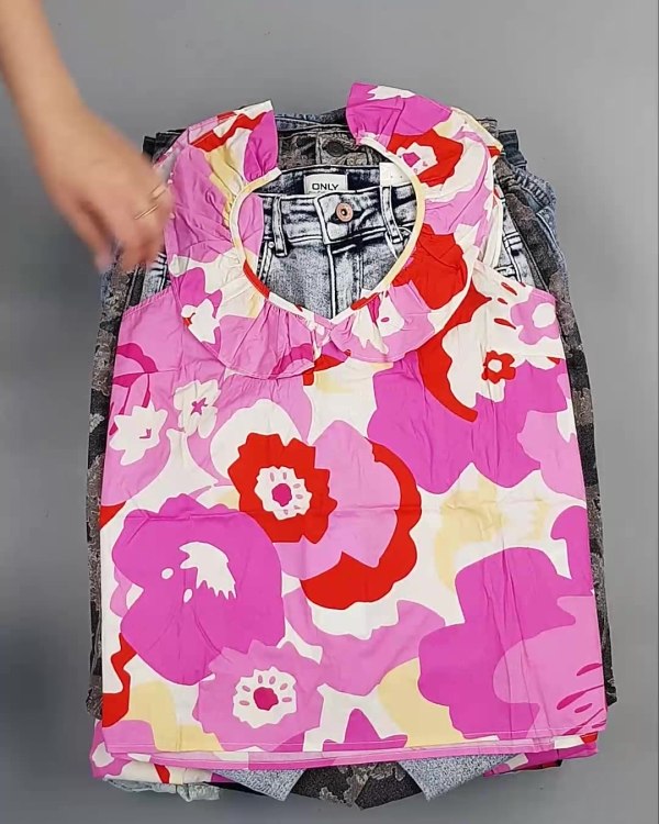 Фотография  390 - BESTSELLER WOMEN Summer mix#15 кг, ЛОТ №6020 оптом в Калуге и Калужской области