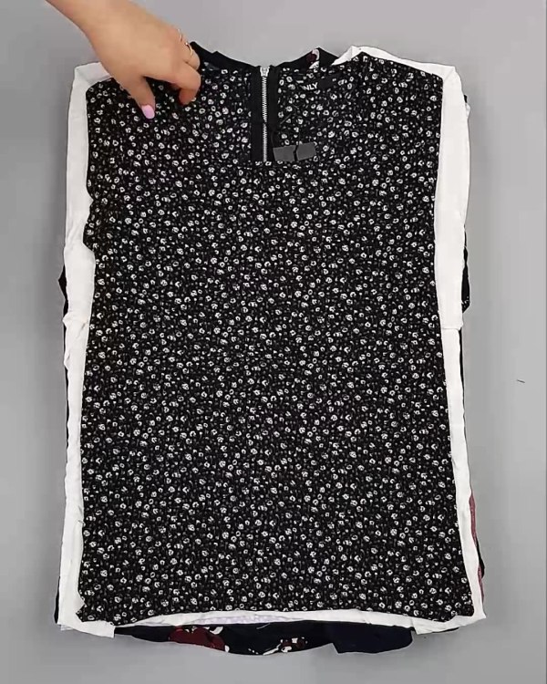 Фотография  730 - Блузки Bestseller 44#5 кг, ЛОТ №6084 оптом в Калуге и Калужской области