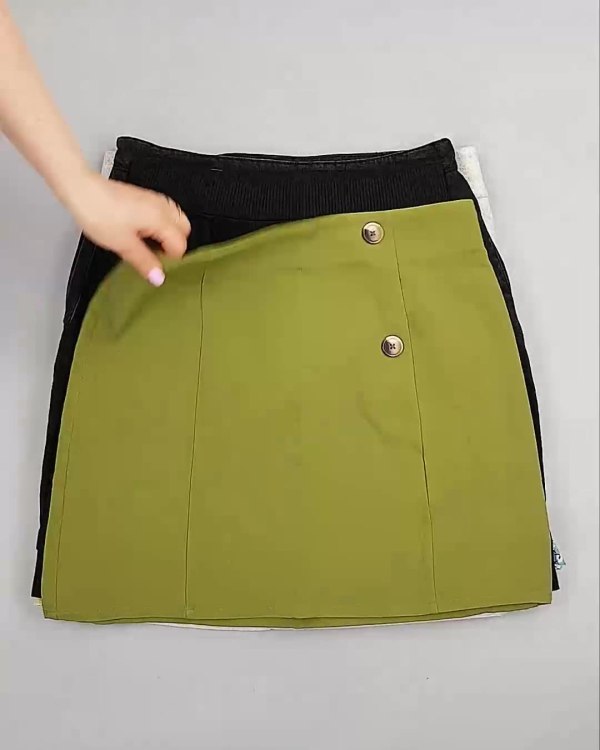 Фотография  136 - Юбки Bestseller 44#5 кг, ЛОТ №6121 оптом в Калуге и Калужской области