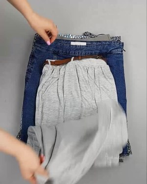 Фотография  863 - Юбки Bestseller 44#5 кг, ЛОТ №6123 оптом в Калуге и Калужской области