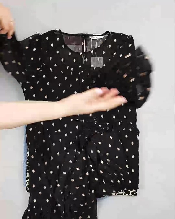 Фотография  861 - DK, Bestseller Summer mix#50 кг, ЛОТ №6186 оптом в Калуге и Калужской области