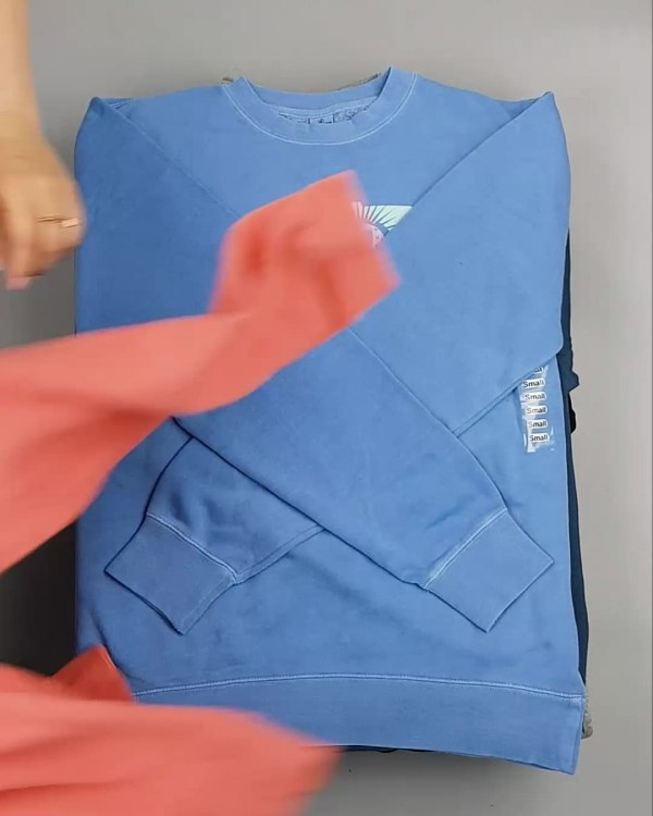 Фотография  167 - Толстовки СТОК CAN#15 кг, ЛОТ №6268 оптом в Калуге и Калужской области