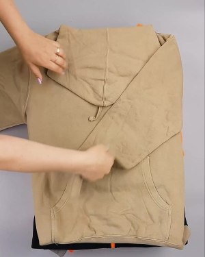 Фотография  406 - Толстовки СТОК CAN 0424#10 кг, ЛОТ №6425 оптом в Калуге и Калужской области