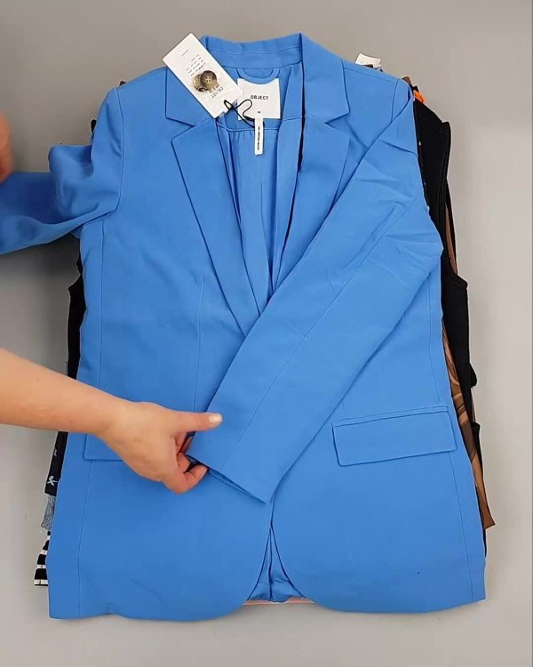 Фотография  477 - ДАНИЯ Summer mix 24#15 кг, ЛОТ №6730 оптом в Калуге и Калужской области