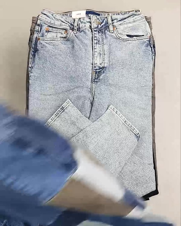 Фотография  314 - Джинсы женские Дания#10 кг, ЛОТ №6762 оптом в Калуге и Калужской области