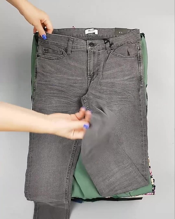 Фотография  792 - DK+Bestseller Winter mix 064#15 кг, ЛОТ №6895 оптом в Калуге и Калужской области