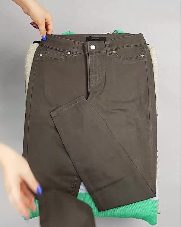 Фотография  951 - DK+Bestseller Winter mix 064#15 кг, ЛОТ №6898 оптом в Калуге и Калужской области