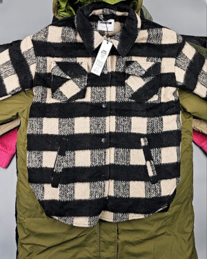 Купить Верхняя одежда BESTSELLER Дания#12 кг, ЛОТ №5189 оптом в Калуге и Калужской области