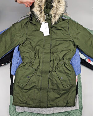 Фотография  504 - Верхняя одежда VILA#10 кг, ЛОТ №6823 оптом в Калуге и Калужской области