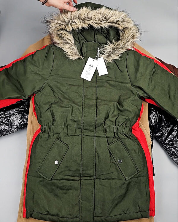 Фотография  922 - Верхняя одежда VILA#10,2 кг, ЛОТ №6825 оптом в Калуге и Калужской области