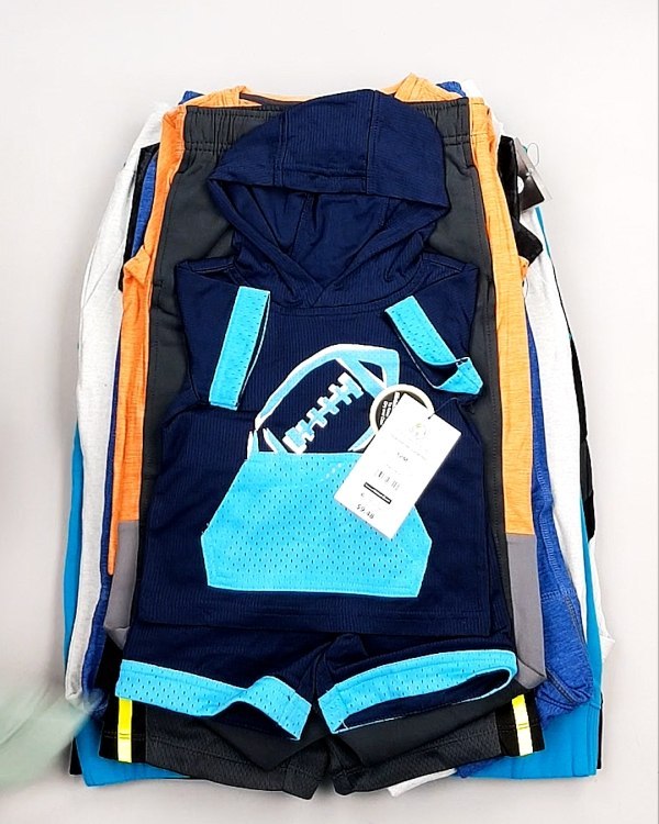 Фотография  914 - Спортивные костюмы дети CAN#6 кг оптом в Калуге и Калужской области