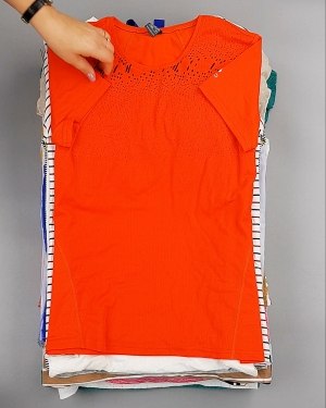 Фотография  635 - Cream Футболки поло женские#25 кг оптом в Калуге и Калужской области