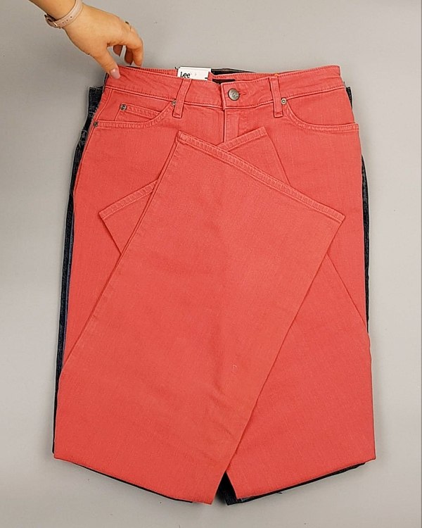 Фотография  868 - Джинсы LEE м/ж#7,9 кг, ЛОТ №7032 оптом в Калуге и Калужской области