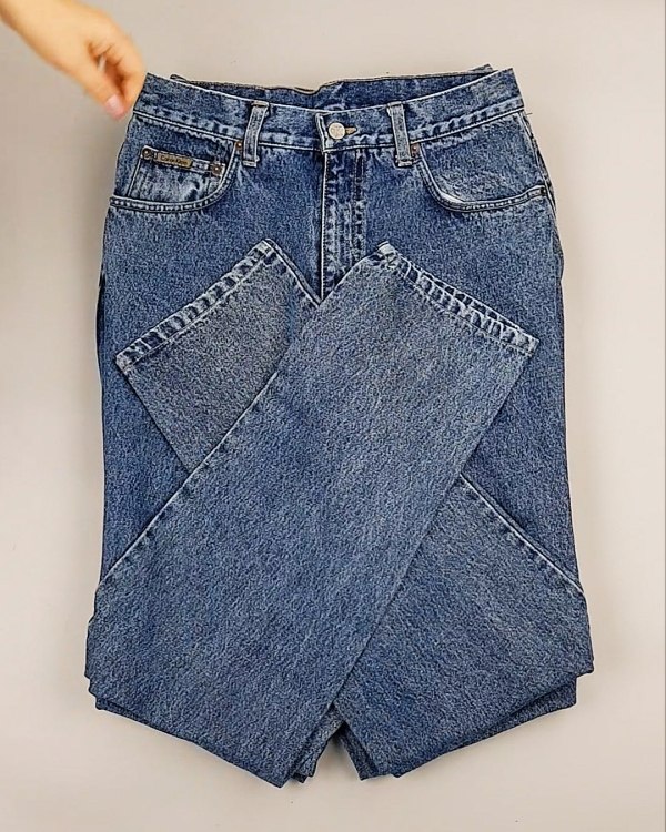 Фотография  899 - Джинсы CALVIN KLEIN муж #8,1 кг, ЛОТ №7022 оптом в Калуге и Калужской области