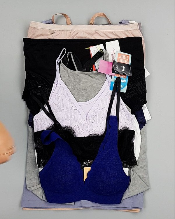 Фотография  994 - Нижнее белье TRIUMPH 104#33 шт, ЛОТ №7136 оптом в Калуге и Калужской области