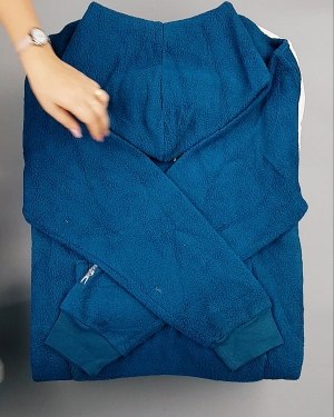 Фотография  757 - HOODIE CAN 084#10 кг, ЛОТ №7033 оптом в Калуге и Калужской области