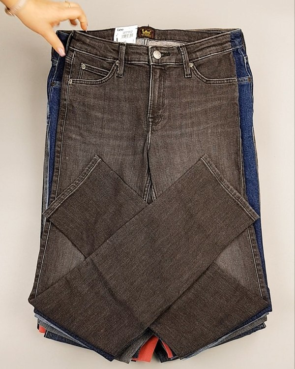 Фотография  894 - Джинсы LEE м/ж#7,9 кг, ЛОТ №7032 оптом в Калуге и Калужской области