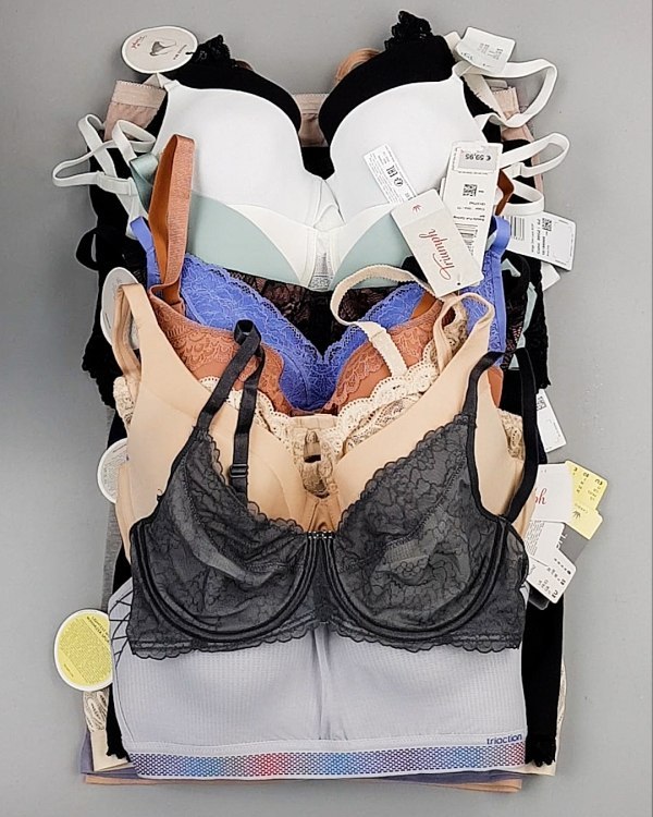 Фотография  605 - Нижнее белье TRIUMPH 104#33 шт, ЛОТ №7136 оптом в Калуге и Калужской области