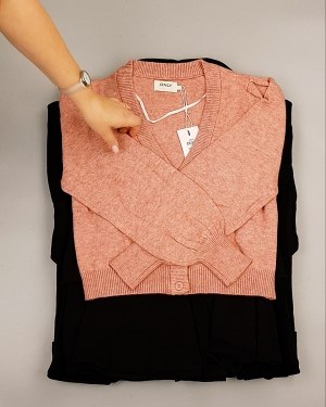 Фотография  321 - ONLY Winter mix 104#15 кг, ЛОТ №7182 оптом в Калуге и Калужской области