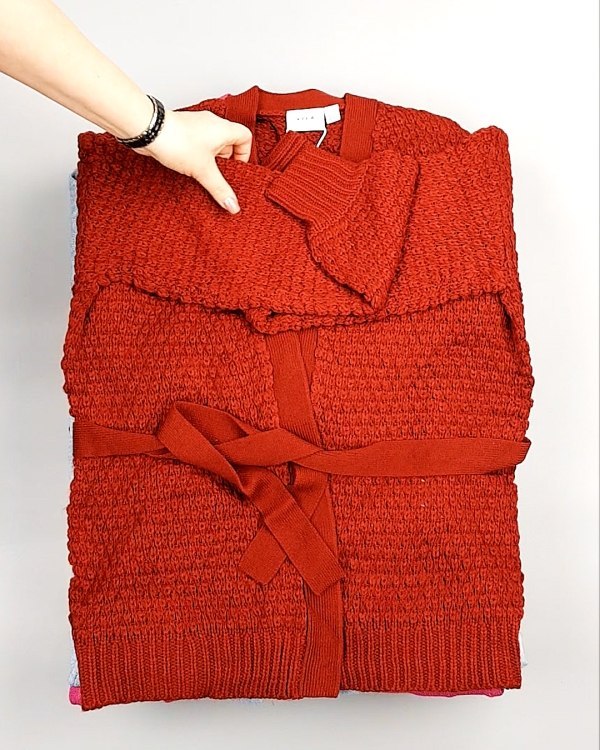 Фотография  127 - Кардиганы VILA W 104#7 кг, ЛОТ №7384 оптом в Калуге и Калужской области