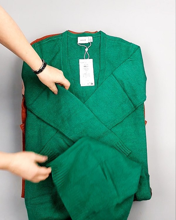 Фотография  704 - Кардиганы VILA W 104#7 кг, ЛОТ №7384 оптом в Калуге и Калужской области