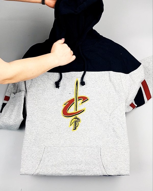 Фотография  969 - HOODIE CAN 084#10 кг, ЛОТ №7426 оптом в Калуге и Калужской области