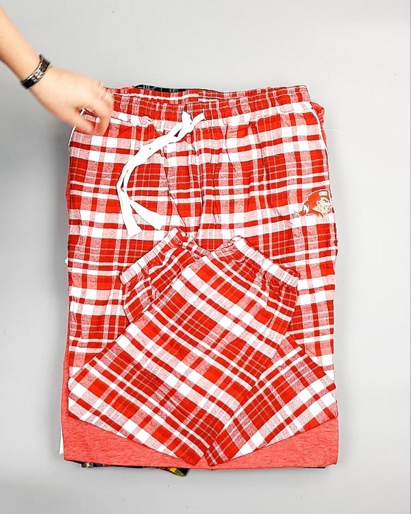 Фотография  202 - Домашняя одежда CAN 104#10 кг, ЛОТ №7328 оптом в Калуге и Калужской области