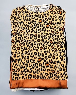 Купить Bestseller Summer mix 104#15 кг, ЛОТ №7494 оптом в Калуге и Калужской области