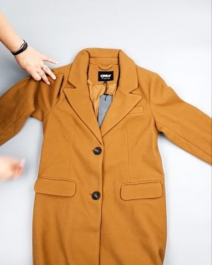 Фотография  842 - Пальто Bestseller 104#10,5 кг, ЛОТ №7559 оптом в Калуге и Калужской области