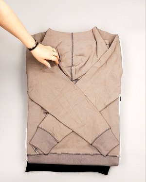 Фотография  914 - Толстовки СТОК CAN 0424#10 кг, ЛОТ №7447 оптом в Калуге и Калужской области