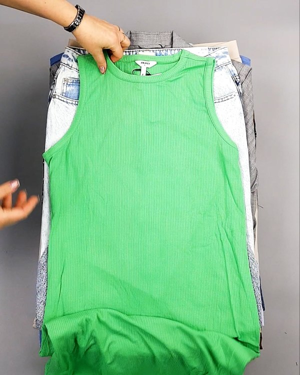 Фотография  759 - Bestseller Summer mix 104#15 кг, ЛОТ №7491 оптом в Калуге и Калужской области