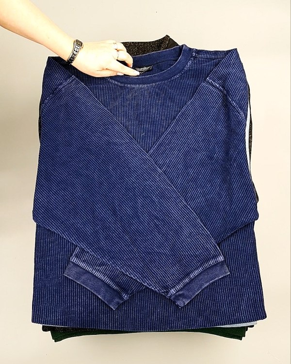 Фотография  137 - SWEATSHIRT CAN 084#10 кг, ЛОТ №7621 оптом в Калуге и Калужской области