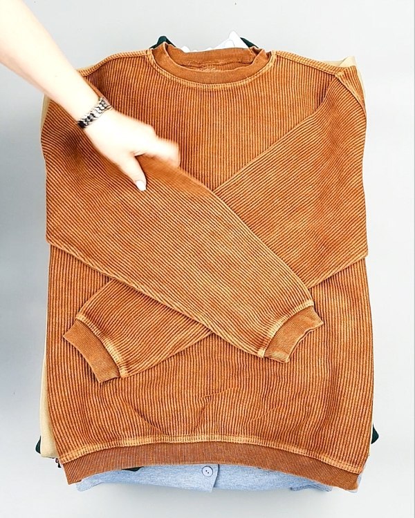 Фотография  160 - SWEATSHIRT CAN 084#10 кг, ЛОТ №7620 оптом в Калуге и Калужской области