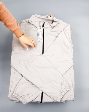 Фотография  837 - Верхняя одежда весна TOM TAILOR 124#7,1 кг, ЛОТ №7580 оптом в Калуге и Калужской области