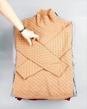 Фотография  185 - SWEATSHIRT CAN 084#10 кг, ЛОТ №7619 оптом в Калуге и Калужской области