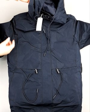 Фотография  957 - Верхняя одежда весна TOM TAILOR 124#7,8 кг, ЛОТ №7581 оптом в Калуге и Калужской области