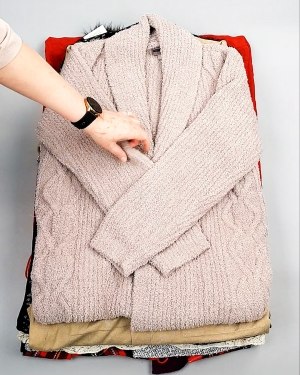 Фотография  564 - Кардиганы СТОК CAN 084#7 кг, ЛОТ №7672 оптом в Калуге и Калужской области