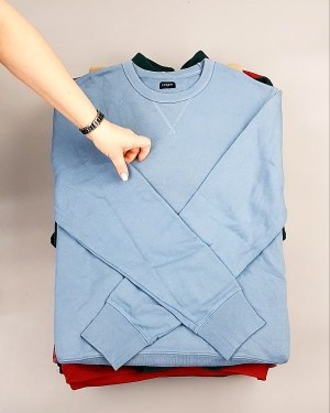 Фотография  299 - SWEATSHIRT CAN 084#10 кг, ЛОТ №7619 оптом в Калуге и Калужской области