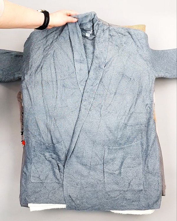 Фотография  541 - Кардиганы СТОК CAN 084#7 кг, ЛОТ №7673 оптом в Калуге и Калужской области