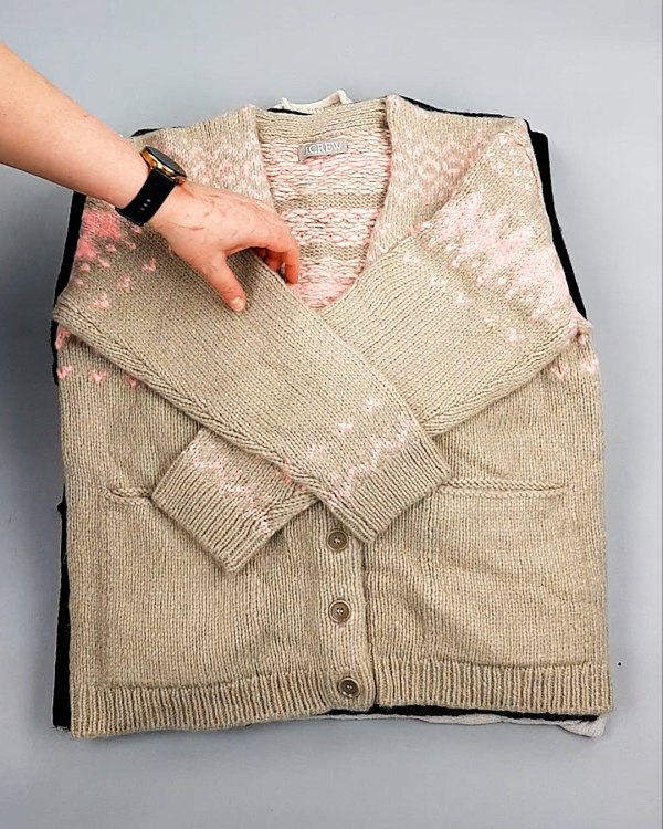 Фотография  975 - Джемпера СТОК CAN 084#7 кг, ЛОТ №7649 оптом в Калуге и Калужской области