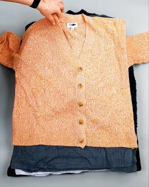 Фотография  765 - Джемпера СТОК CAN 084#7 кг, ЛОТ №7648 оптом в Калуге и Калужской области