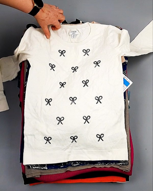 Фотография  701 - Джемпера легкие СТОК CAN 084#7 кг, ЛОТ №7633 оптом в Калуге и Калужской области